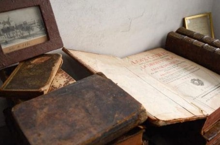 Córdoba: secuestraron  tesoro arqueológico y hallaron un documento firmado por Domingo Faustino Sarmiento
