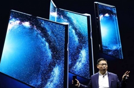 Huawei Mate X: así es el nuevo móvil con pantalla plegable de la compañía china