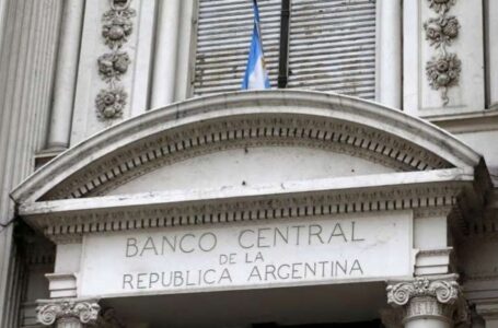 El Banco Central le cedió al Tesoro USD 1.300 millones de reservas para pagar deuda