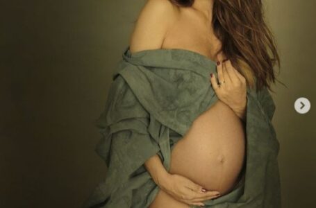 La producción de fotos de Pampita embarazada de 8 meses: “No entienden nada”