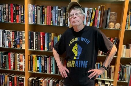Stephen King cumple 75 años -EL AUTOR Y TWITTER-: una inventiva inagotable que va de los libros a las redes