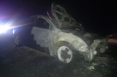 Se incendió un auto en Roldán