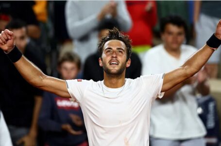 Tomás Etcheverry irá en busca de un triunfo histórico en cuartos de final de Roland Garros ante Zverev: hora y TV