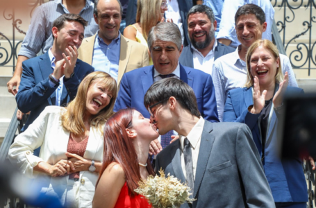 “Casate con tu ciudad como testigo”: el 14 de febrero comienzan los matrimonios civiles en espacios públicos